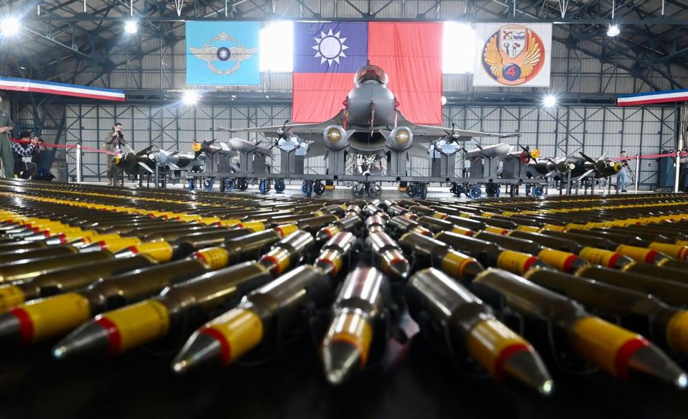 رسانه ها؛ فروش تسلیحات پیشرفته به تایوان و…