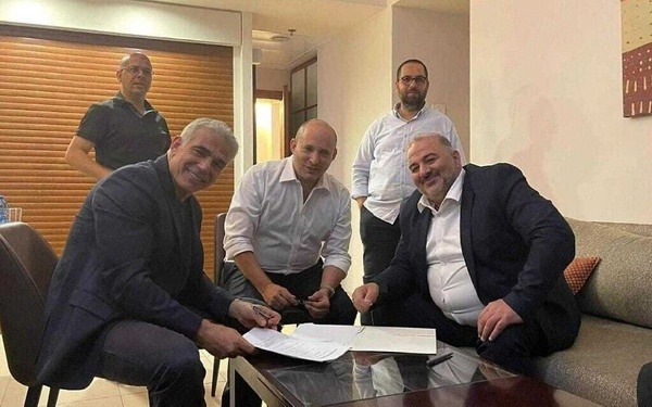 رسانهها: توافق احزاب اپوزیسیون رژیم صهیونیستی برای تشکیل دولت و…