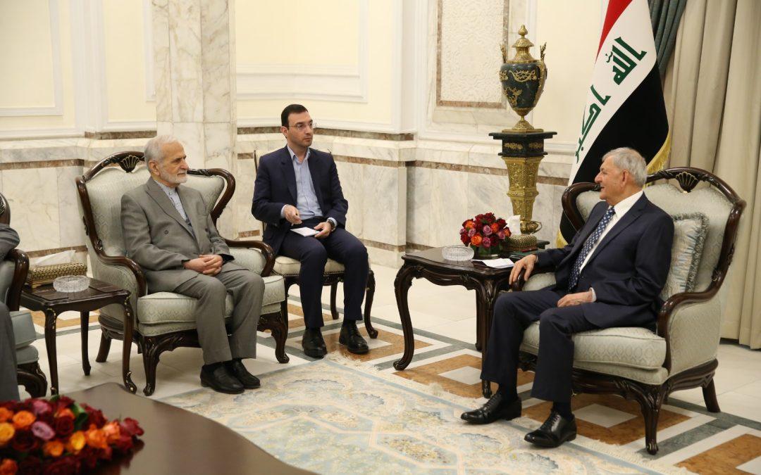 La reunión del Dr. Kharazi con el presidente de Irak