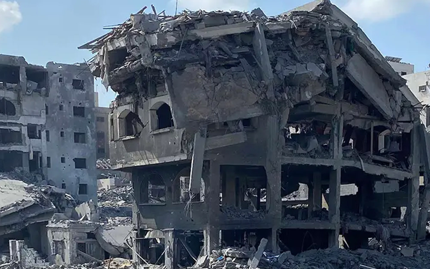 Untitled-1 buildings in the Gaza Strip damaged by Israeli airstrikes. Image: Wafa / Wikimedia Commons