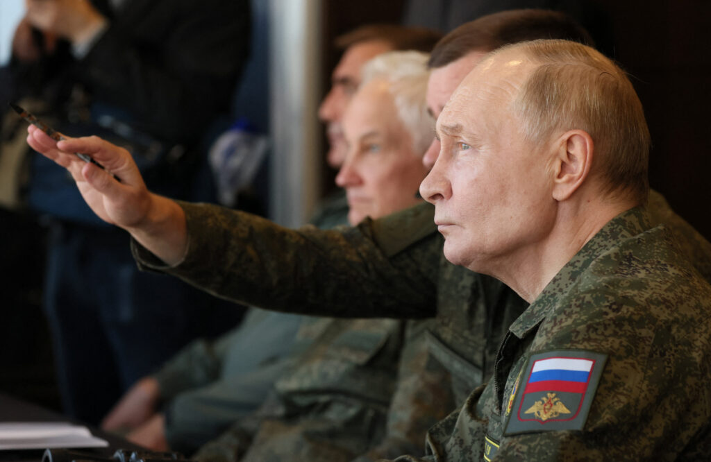 Russian President Putin observes Zapad-2025 military exercises in Nizhny Novgorod region