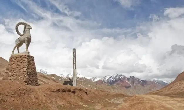 تجدید ساختار مسیرهای جغرافیایی چین در آسیای مرکزی